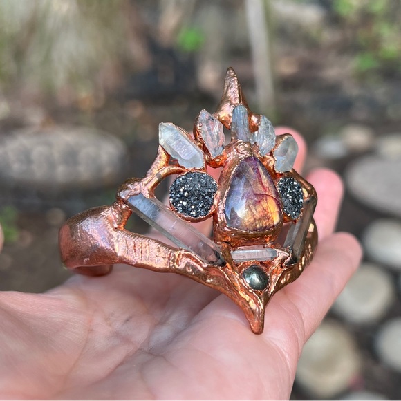 Handmade Copper Natural Gemstone Healing Bracelet with Labradorite etc. - Picture 4 of 7